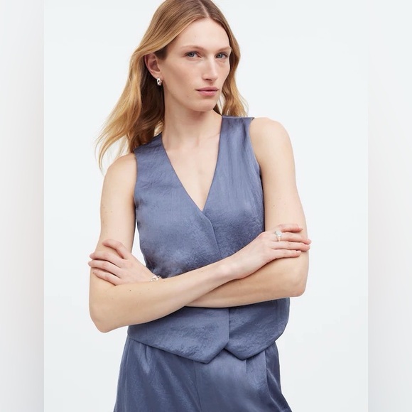 madewell button front vest top in sunfaded indigo - Picture 6 of 6